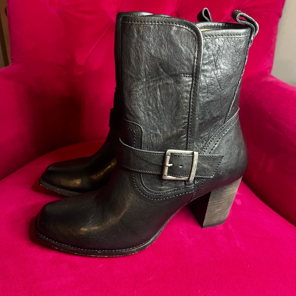Trask Black Leather Heeled Boots